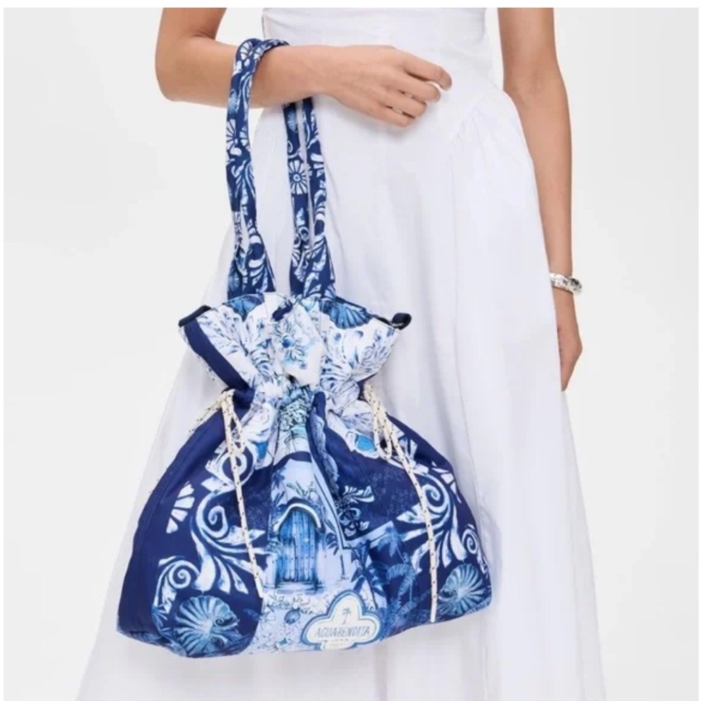 NWT agua Bendita Sonya tote
